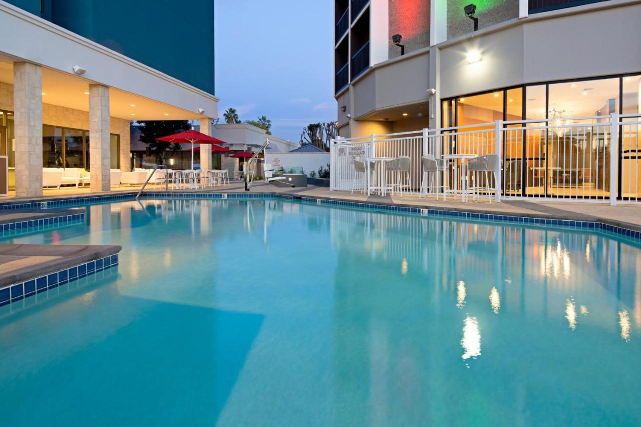 Staybridge Suites - Long Beach Airport By Ihg Bagian luar foto