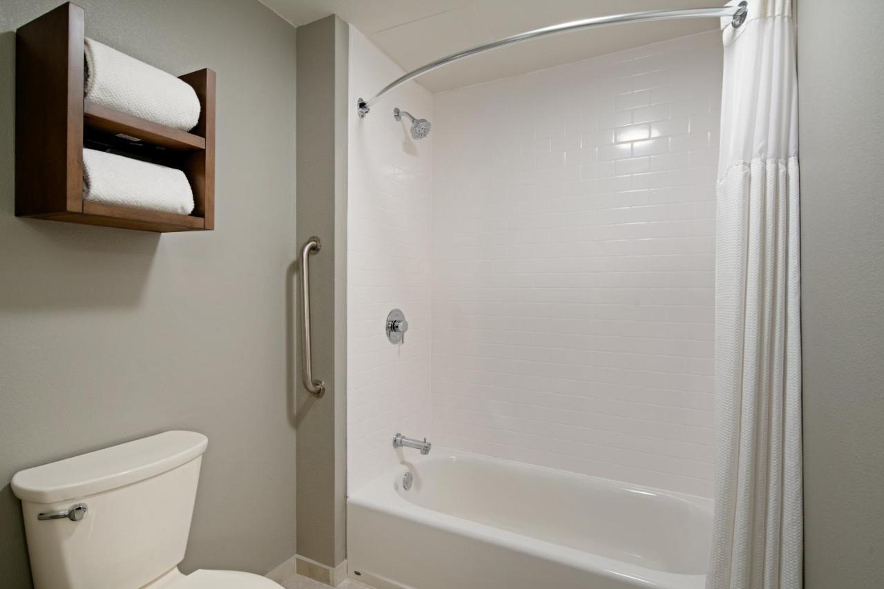 Staybridge Suites - Long Beach Airport By Ihg Bagian luar foto