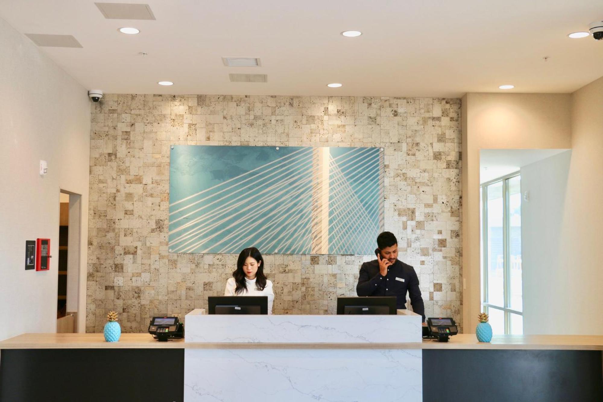 Staybridge Suites - Long Beach Airport, An Ihg Hotel Bagian luar foto